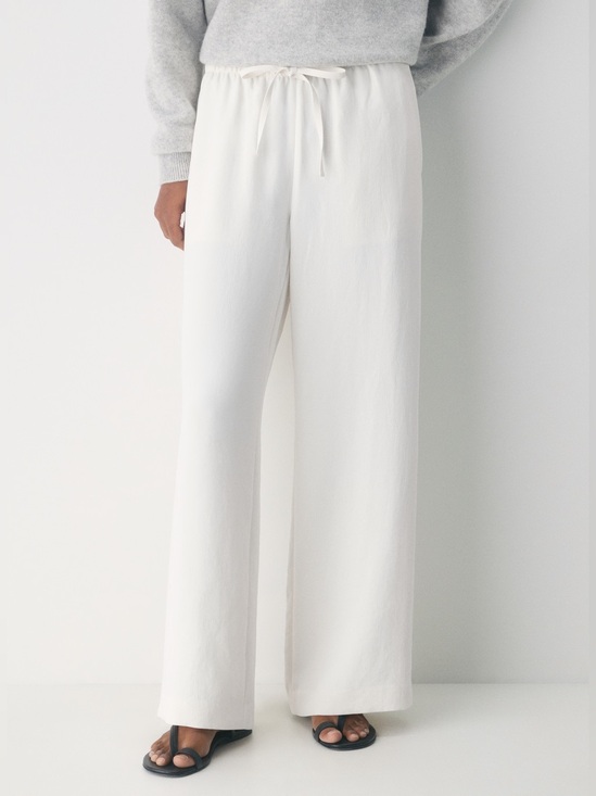 Aritzia Pants - Aritzia The Lodge Pant Crepette Elastic Waist High Rise Drape Light Birch White